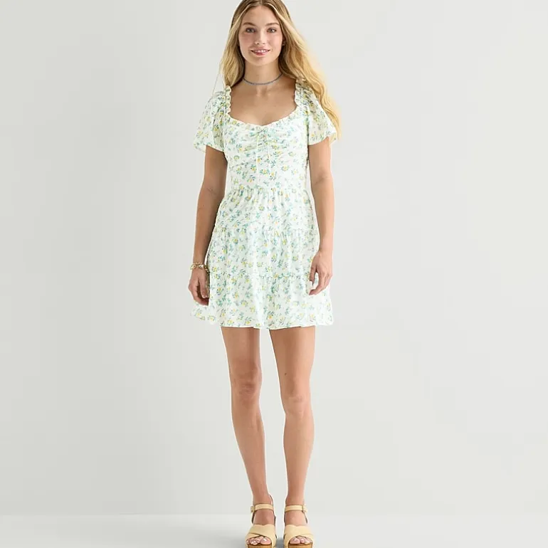 City Triangle Womens Juniors Sweetheart Neck Short Sleeve Flutter Fit + Flare Dress