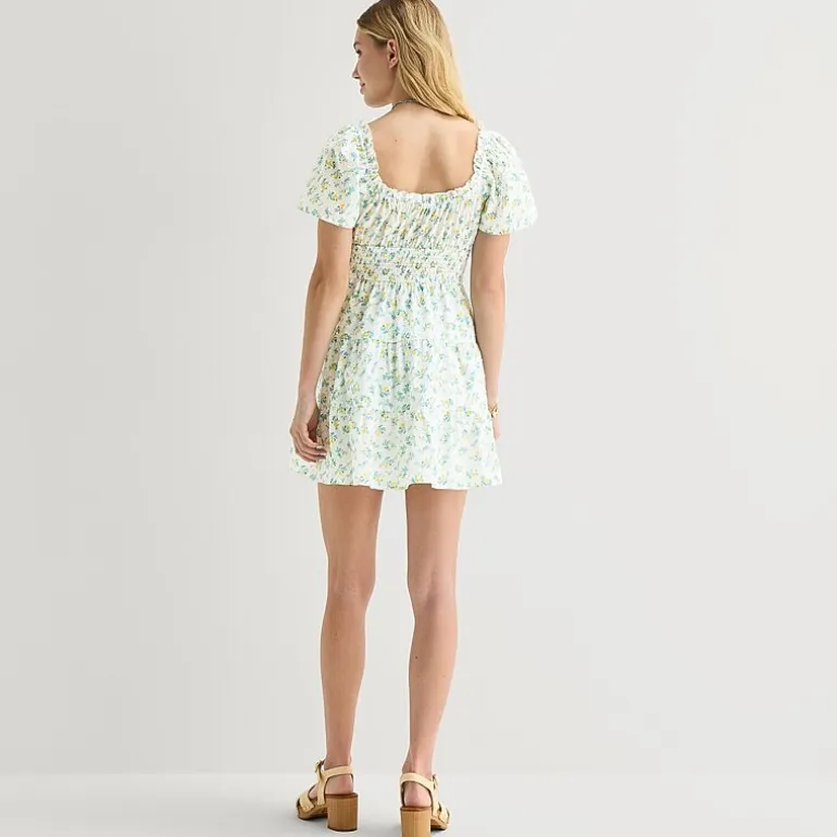 City Triangle Womens Juniors Sweetheart Neck Short Sleeve Flutter Fit + Flare Dress