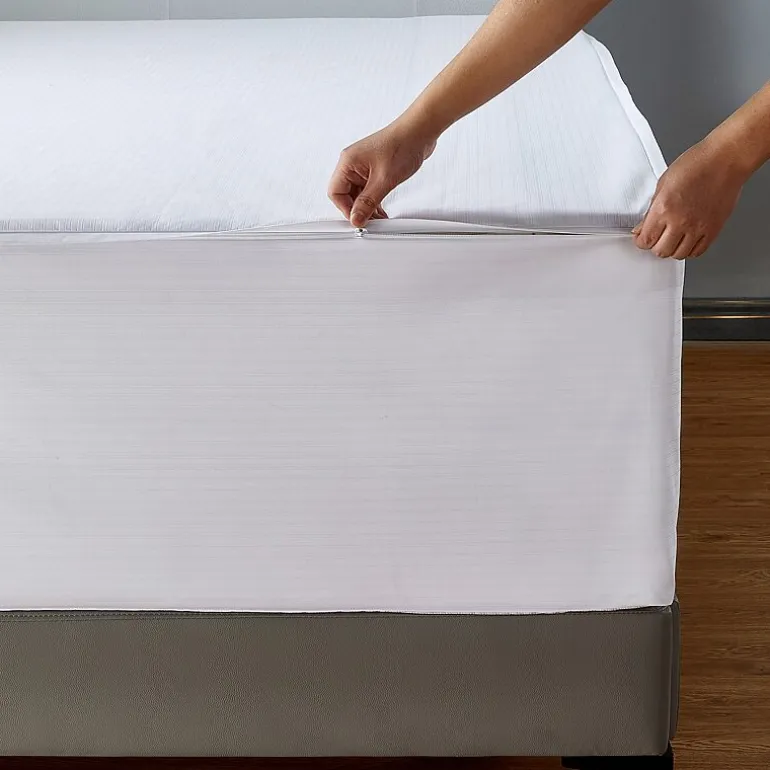 Claritin High Performance Allergen Barrier Mattress Protector