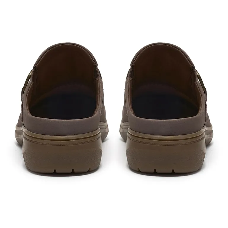 Clarks Carleigh Womens Round Closed Toe Mules-Wide Width
