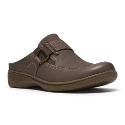 Clarks Carleigh Womens Round Closed Toe Mules-Wide Width