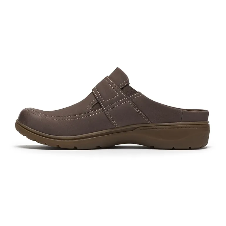 Clarks Carleigh Womens Round Closed Toe Mules-Wide Width