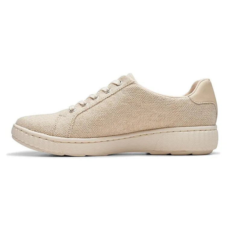Clarks Caroline Echo Womens Round Oxford Shoes