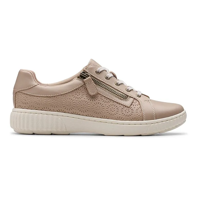 Clarks Caroline Rio Womens Round Slip-On Shoe