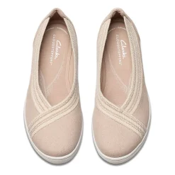 Clarks Cloudsteppers Breezesky Air Womens Round Slip-On Shoe