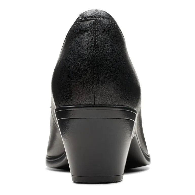 Clarks Emily Ruby Womens Round Closed Toe Block Heel Pumps