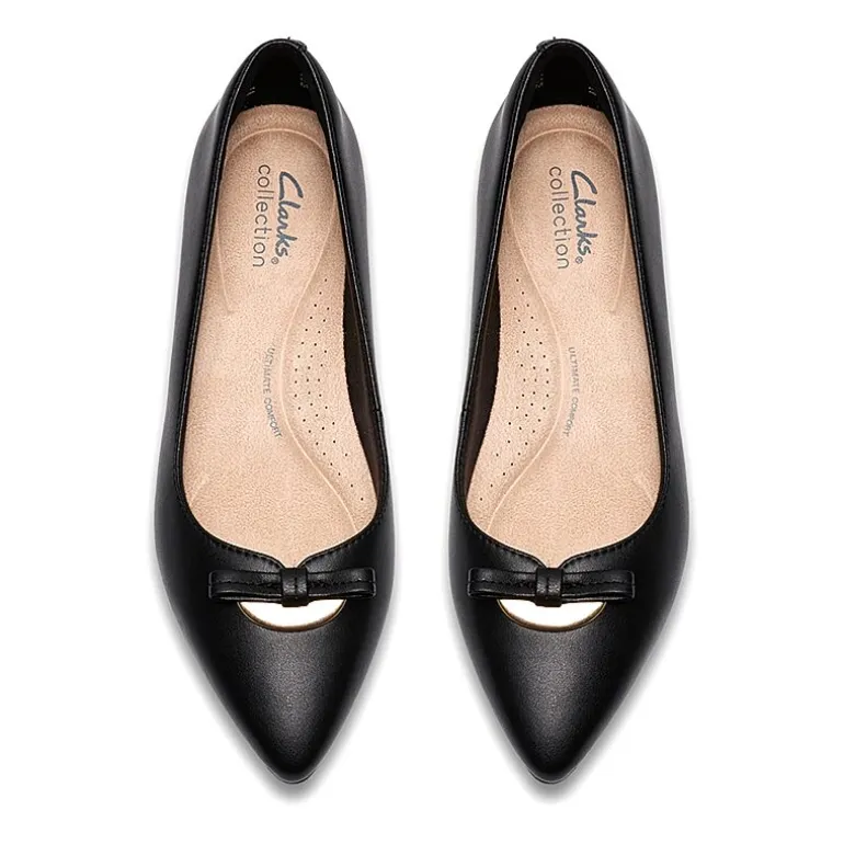 Clarks Natalyn Womens Pointed Closed Toe Ballet Flats