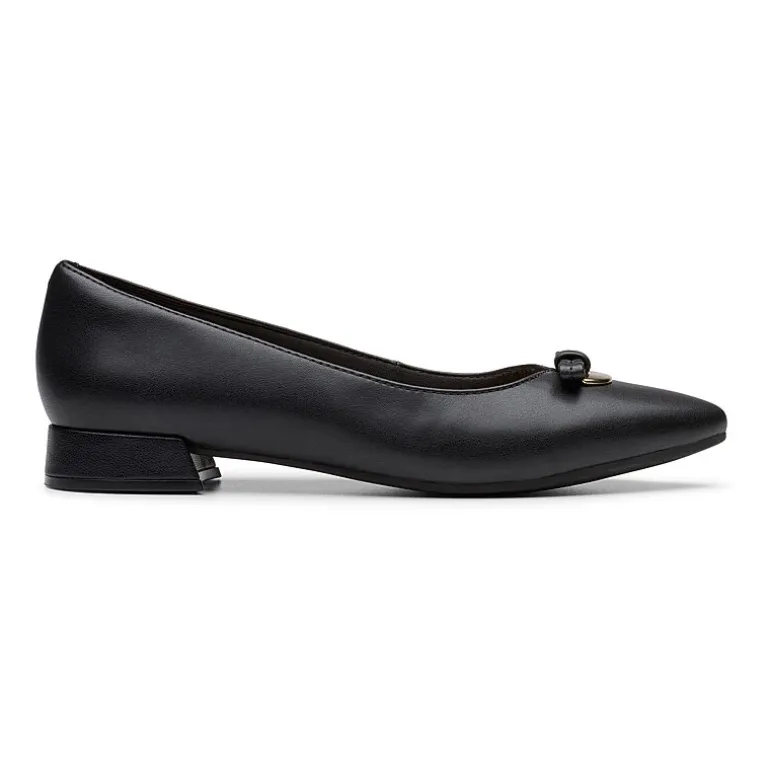 Clarks Natalyn Womens Pointed Closed Toe Ballet Flats