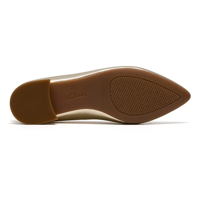 Clarks Natalyn Womens Pointed Closed Toe Ballet Flats