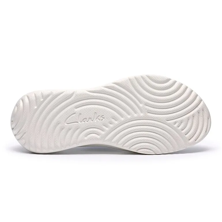 Clarks Solevana Knit Cloudsteppers Womens Round Slip-On Shoe