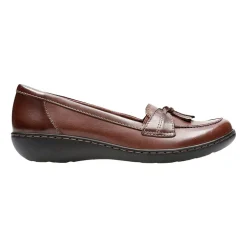 Clarks Womens Ashland Bubble Loafers