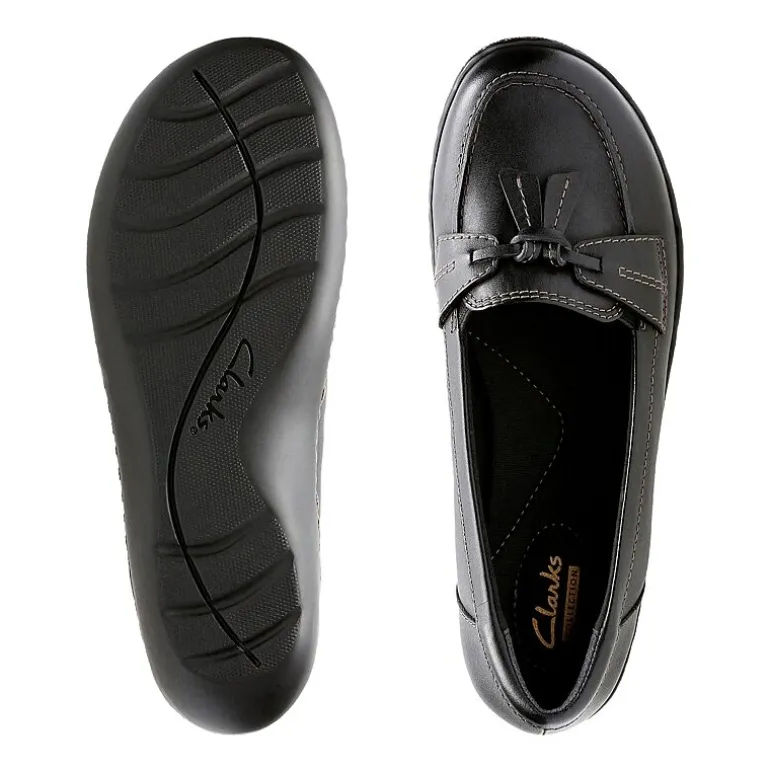 Clarks Womens Ashland Bubble Loafers