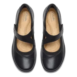 Clarks Womens Round Mary Jane Shoes