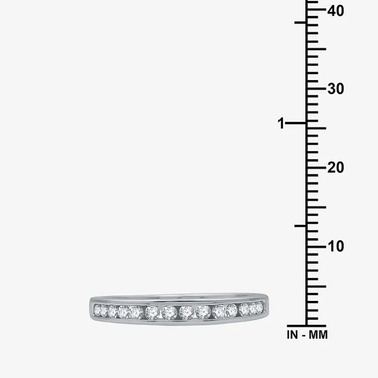 Classic Collection 1/4 CT.T.W. Natural Diamond 10K Gold Wedding Band