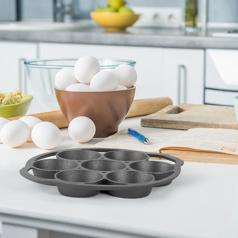 Commercial Chef Biscuit 12" Cake Pan