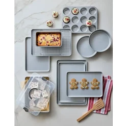 Cooks Cake Non-Stick Pan with Lid