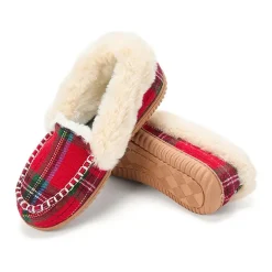 Dearfoams Doreen Genuine Suede Clog With Prayer Seam Womens Slip-On Slippers