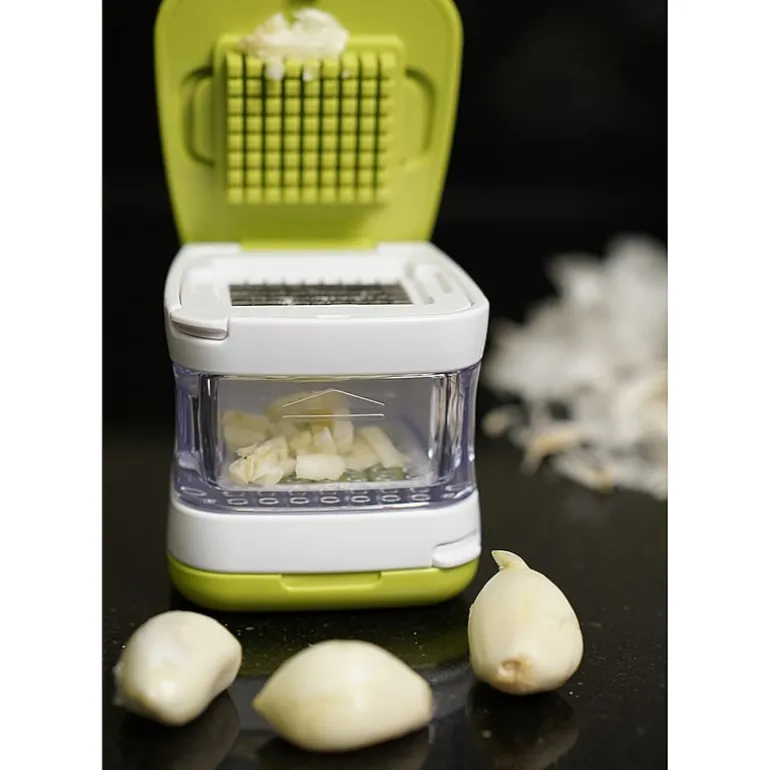 Design Imports Garlic Cube