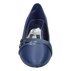 Easy Street Cristiny Womens Round Closed Toe Block Heel Pumps