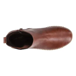 Easy Street Womens Wyatt Flat Heel Booties