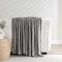 Echo Plush Throw