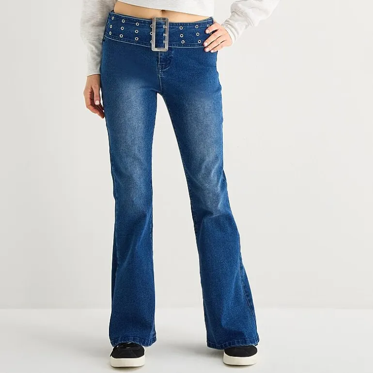 Forever 21 Womens Juniors Flare Leg Jean