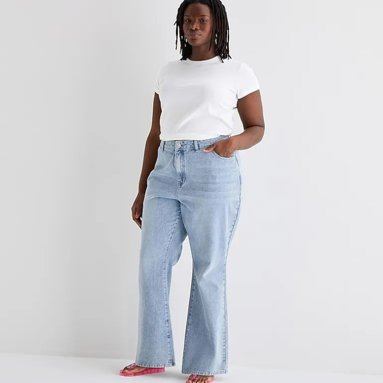 Forever 21 Womens Juniors Plus Low Rise Flare Leg Jean