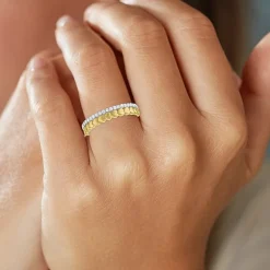(G-H/ Si2-I1) Womens 2MM 1/6 CT. T.W. Lab Grown White Diamond 10K Gold Heart Anniversary Wedding Band