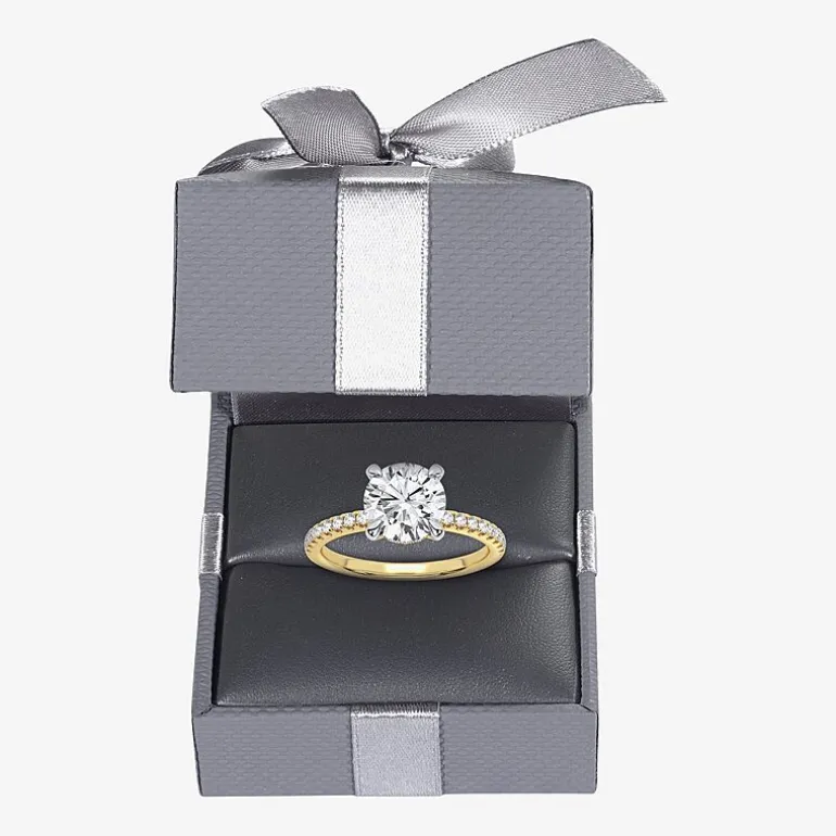 (G-H / Si1-Si2) Womens 2 1/4 CT. T.W. Lab Grown White Diamond 14K Gold Round Side Stone Engagement Ring
