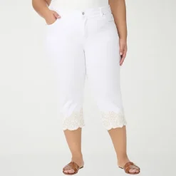 Gloria Vanderbilt Women's Plus Amanda Embroidered Jean Capri
