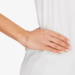 Gold Addiction Womens 14K Gold Hollow Figaro Chain Bracelet