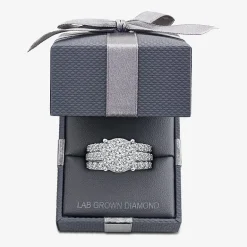 (G / Si1-Si2) Womens 4 CT. T.W. Lab Grown White Diamond 10K Gold Round Side Stone Halo Bridal Set