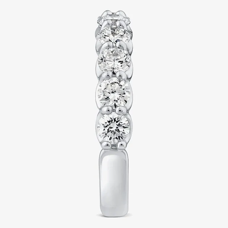 (G / Si1-Si2) Womens 5MM 1 1/2 CT. T.W. Lab Grown White Diamond 10K Gold Anniversary Wedding Band
