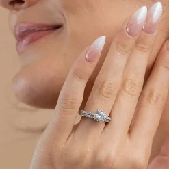 (G / Si2) Womens 2 CT. T.W. Lab Grown White Diamond 10K Gold Round Side Stone Bridal Set