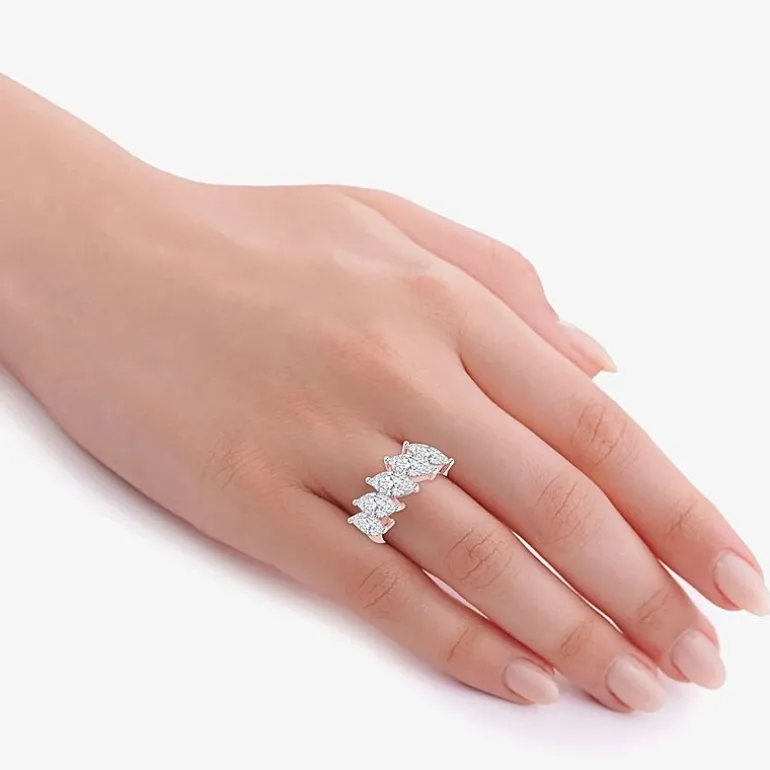 (G / Vs2-Si2) Womens 2 1/2 CT. T.W. Lab Grown White Diamond 14K Gold 5-Stone Anniversary Band