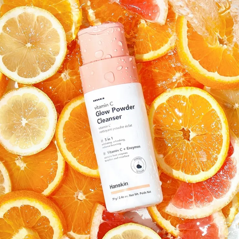 Hanskin Vitamin C Glow Powder Cleanser