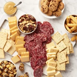 Hickory Farms Savory Snack Gift Box Set