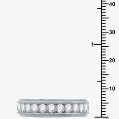 (H-I / I1) 1 CT. T.W. Lab Grown White Diamond 10K Gold Wedding Band