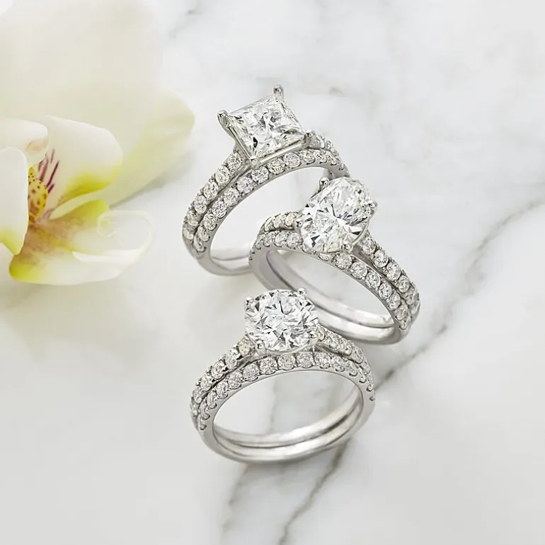 (H-I / SI1-SI2) Signature By Modern Bride Womens 3 CT. T.W. Lab Grown White Diamond In 14K Gold Oval Bridal Set