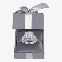 (H-I / Si1-Si2) Womens 1 CT. T.W. Lab Grown White Diamond 10K or 14K Gold Cushion Halo Bridal Set