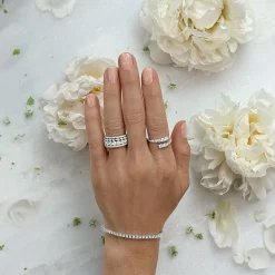 (H-I / Si1-Si2) Womens 1/2 CT. T.W. Lab Grown White Diamond 10K Gold Marquise Wedding Band