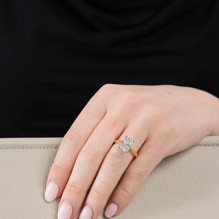 (H-I / SI2) Womens 3 CT. Lab-Grown White Diamond 14K Gold Radiant-Cut Solitaire Engagement Ring