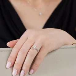 (H-I / SI2) Womens 1 1/2 CT. Lab-Grown White Diamond in 14K Gold Emerald Solitaire Engagement Ring