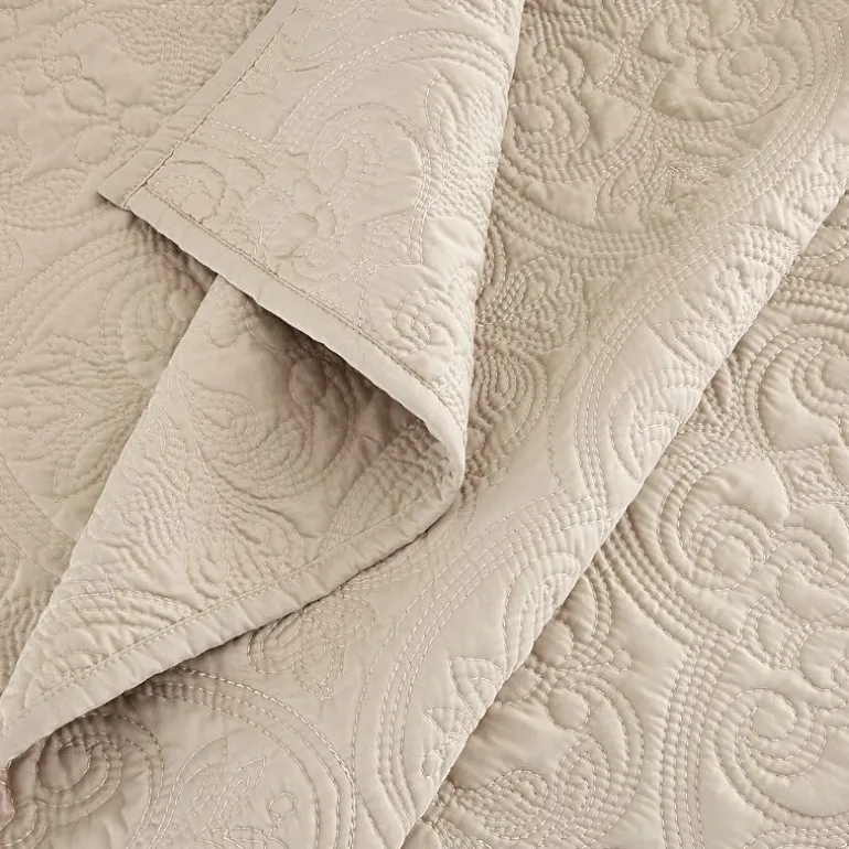 Home Expressions Harper Quilt