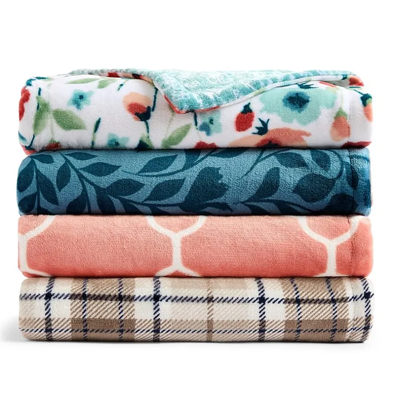 Home Expressions Reversible Velvet Plush Midweight Throw