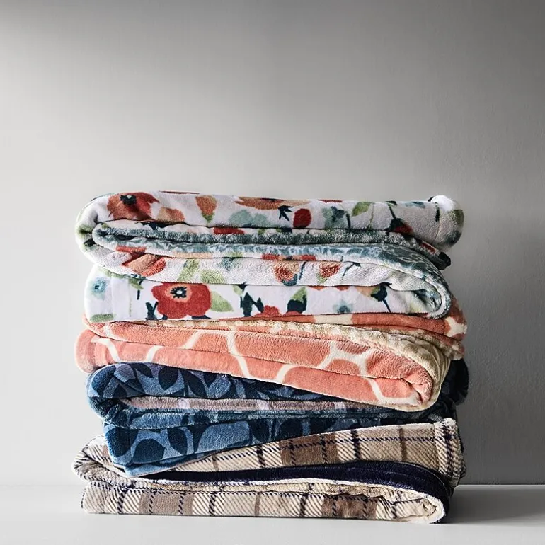 Home Expressions Reversible Velvet Plush Midweight Throw