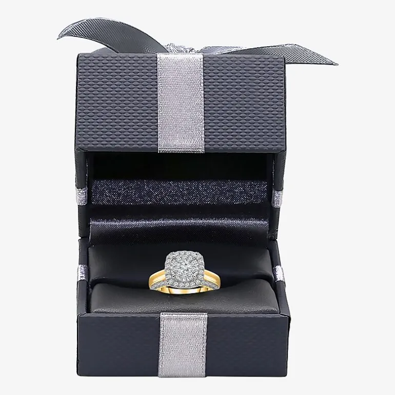 (I / I1) Womens 1 CT. T.W. Lab Grown White Diamond 10K Gold Cushion Solitaire Engagement Ring