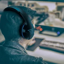 iLive Gaming Accessory headphones with built-in mic and in-line controls