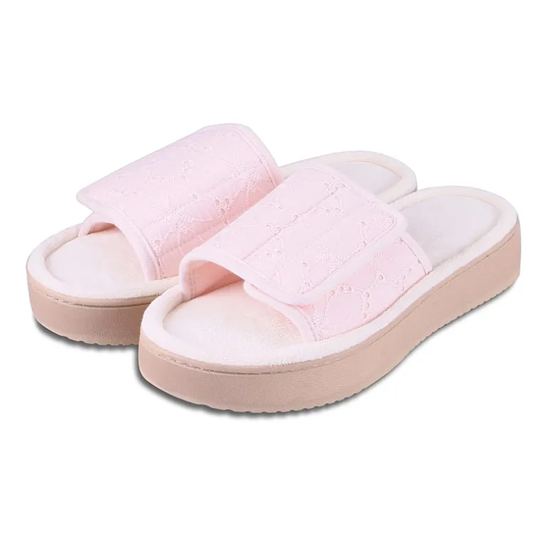 Isotoner Womens Slip-On Slippers
