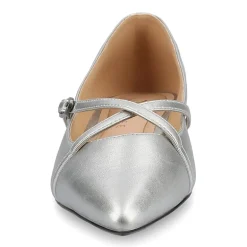 Journee Collection Camby Womens Pointed Closed Toe Ballet Flats